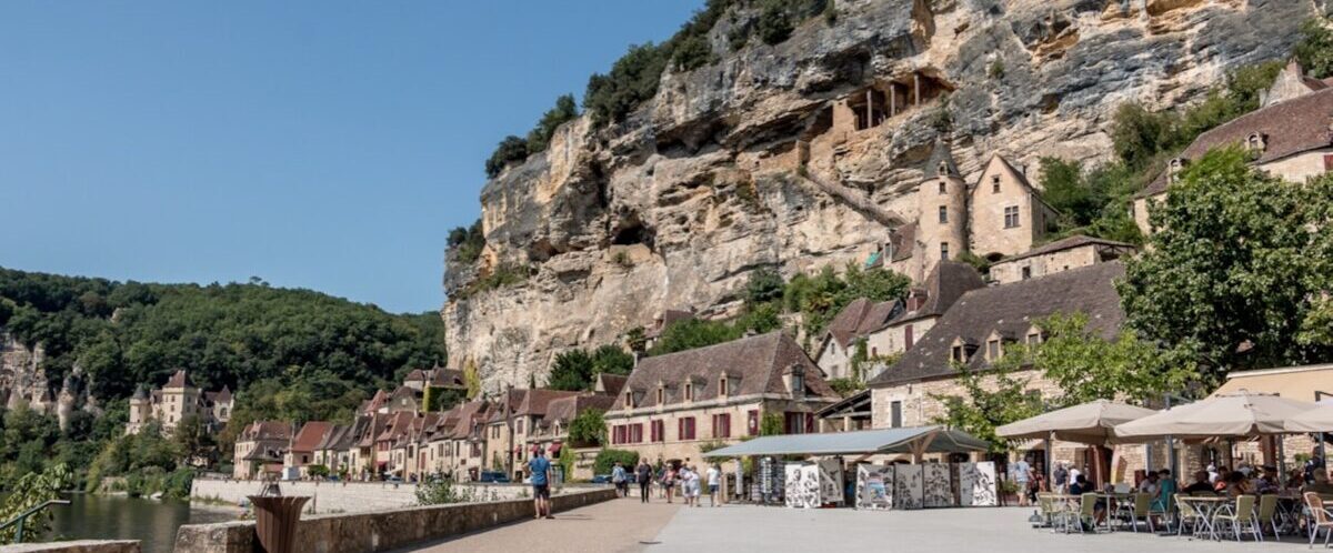 Settling in Dordogne